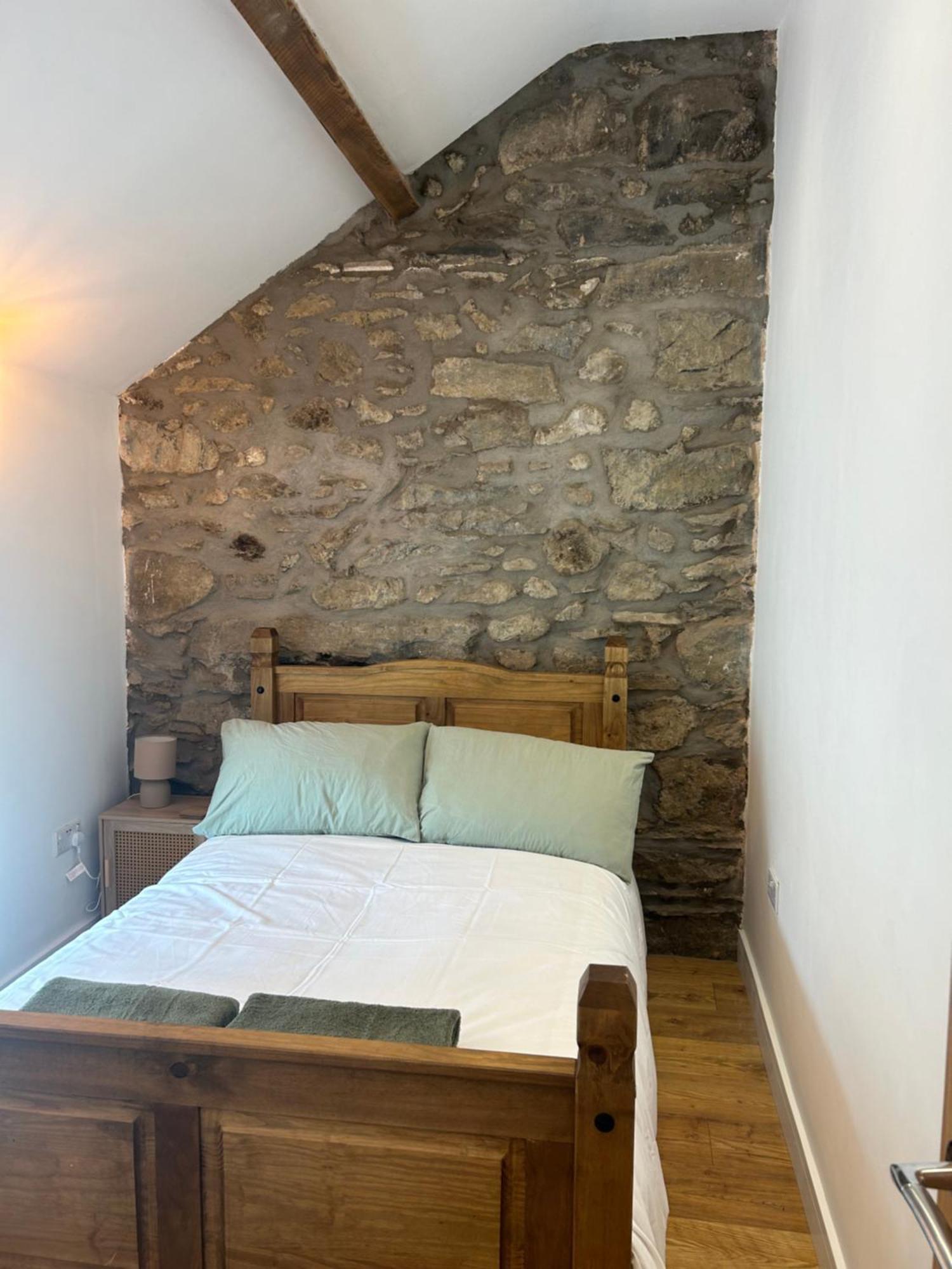 Cosy Modern Miners Cottage Llanllechid 외부 사진